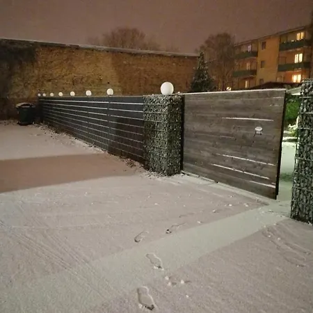 Schoene Ruhige Mit Terrasse Und Parkplatz Greifswald