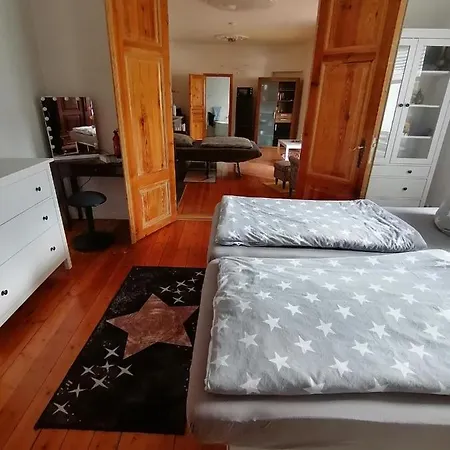 Schoene Ruhige Mit Terrasse Und Parkplatz Greifswald